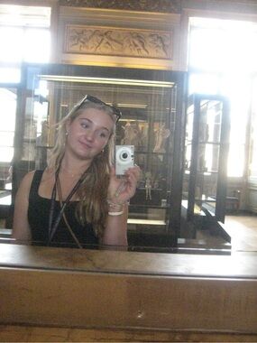 Meet your Posher, Gabrielle